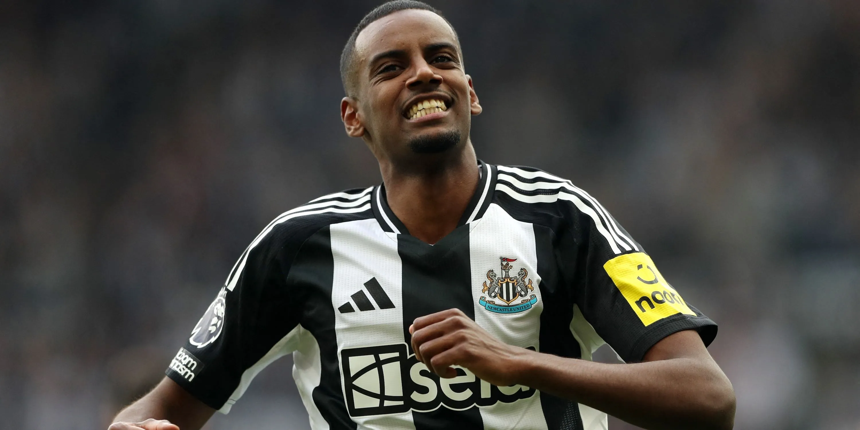 Alexander Isak của Newcastle United ăn mừng sau khi lập công