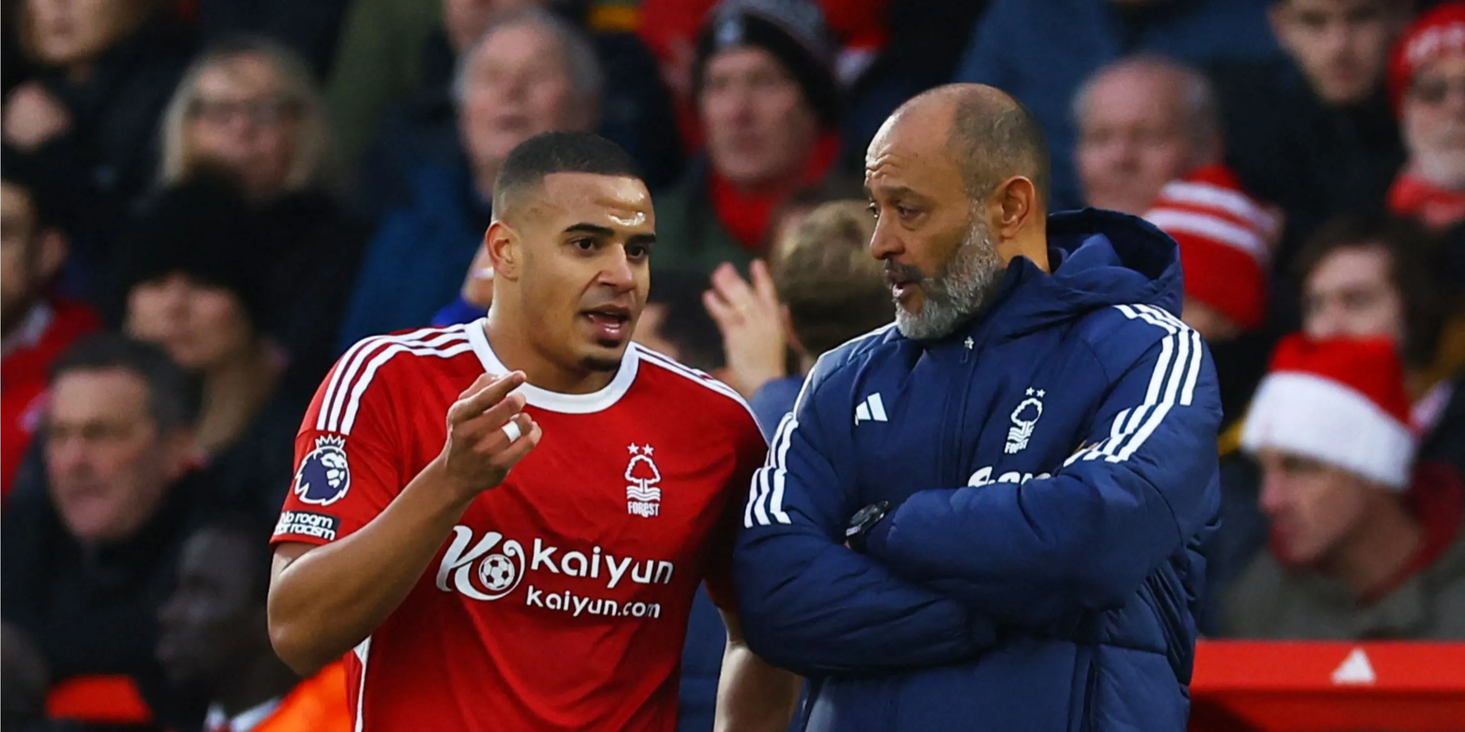 Trung vệ Murillo của Nottingham Forest thi đấu