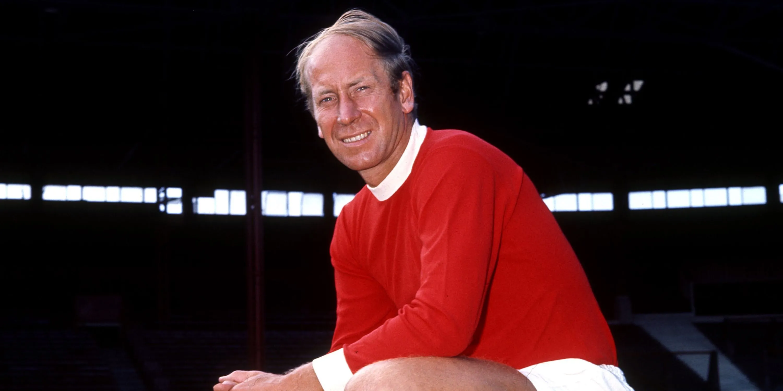 Chân dung huyền thoại bóng đá Anh Sir Bobby Charlton