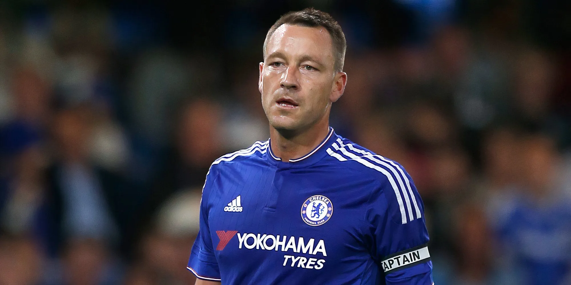 Hậu vệ đội trưởng John Terry của Chelsea