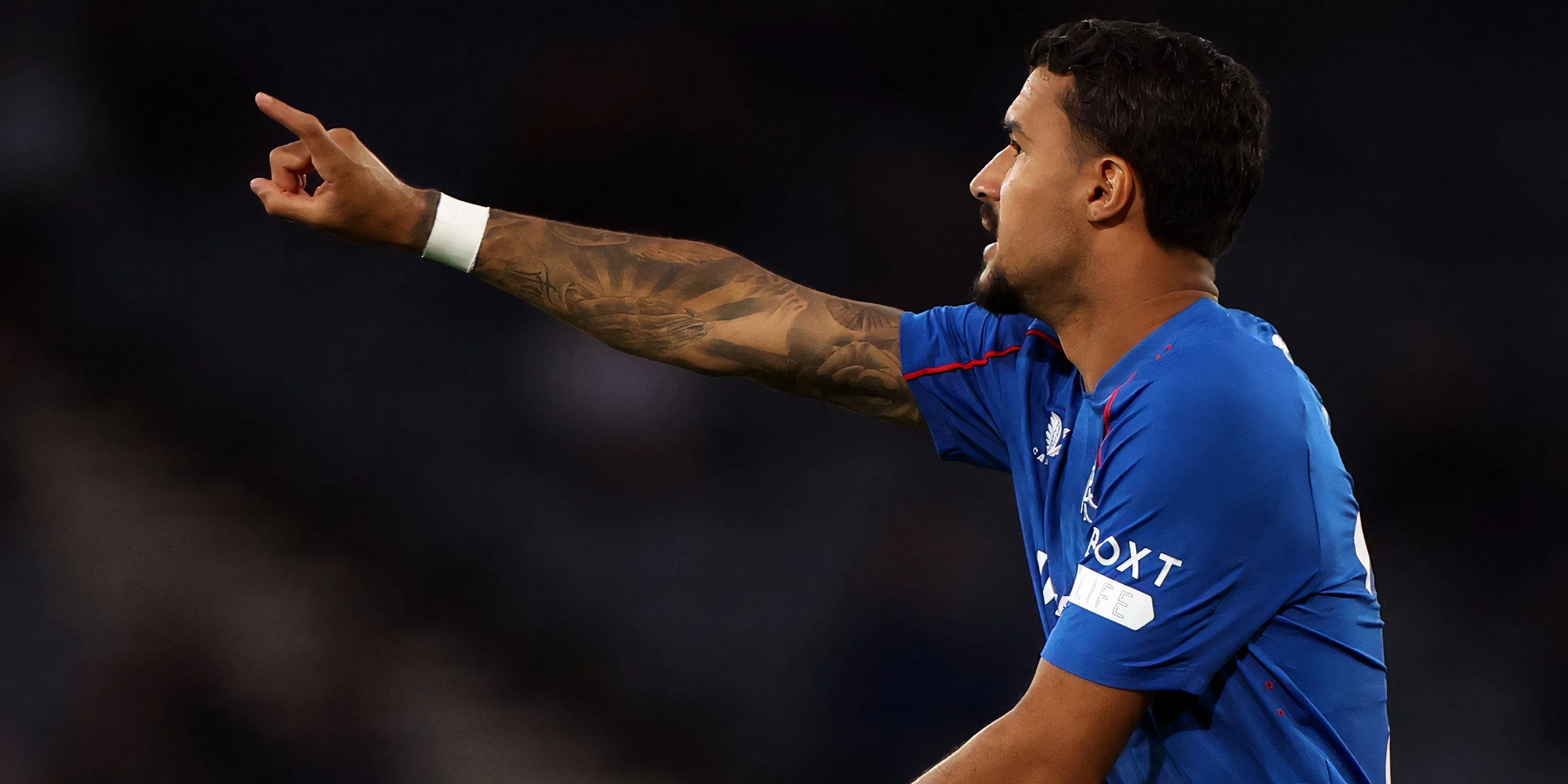 Jefte thi đấu tại giải VĐQG Scotland, Premiership, cho Rangers với phong độ ấn tượng.