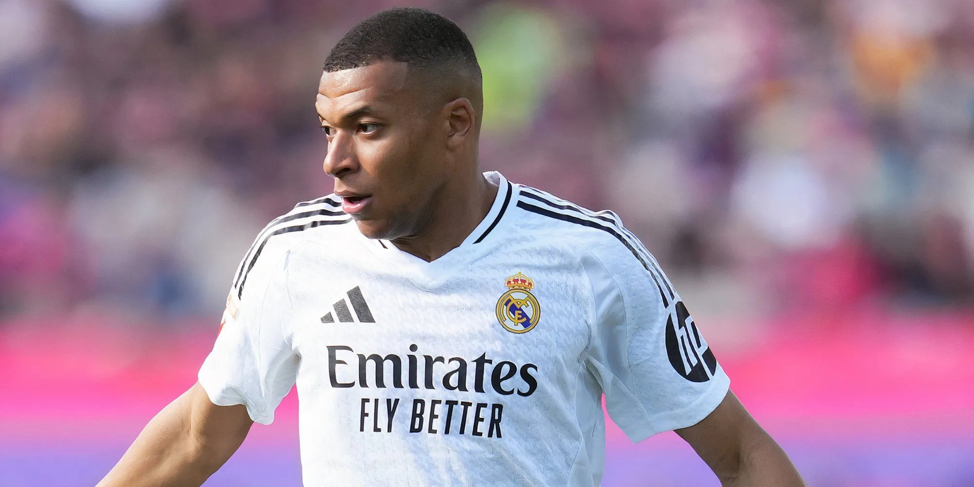 Kylian Mbappe ăn mừng bàn thắng cho Real Madrid