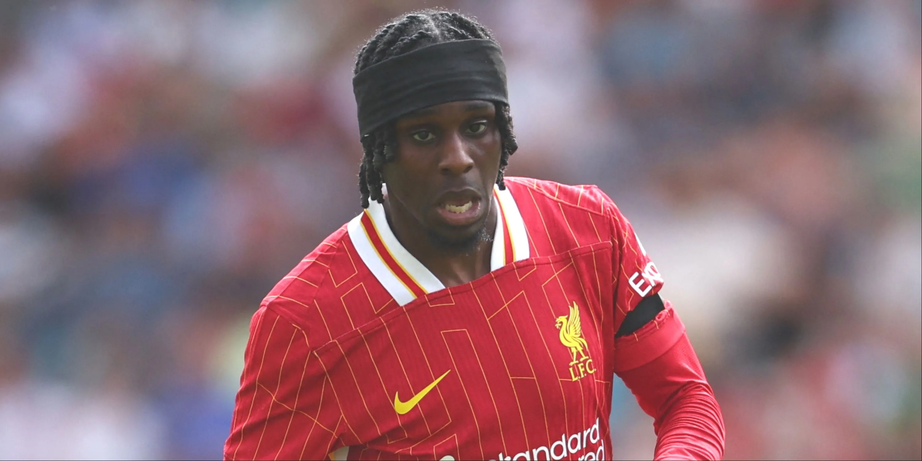 Tân binh Jeremie Frimpong của Liverpool thể hiện tốc độ và sự năng nổ trong trận ra mắt