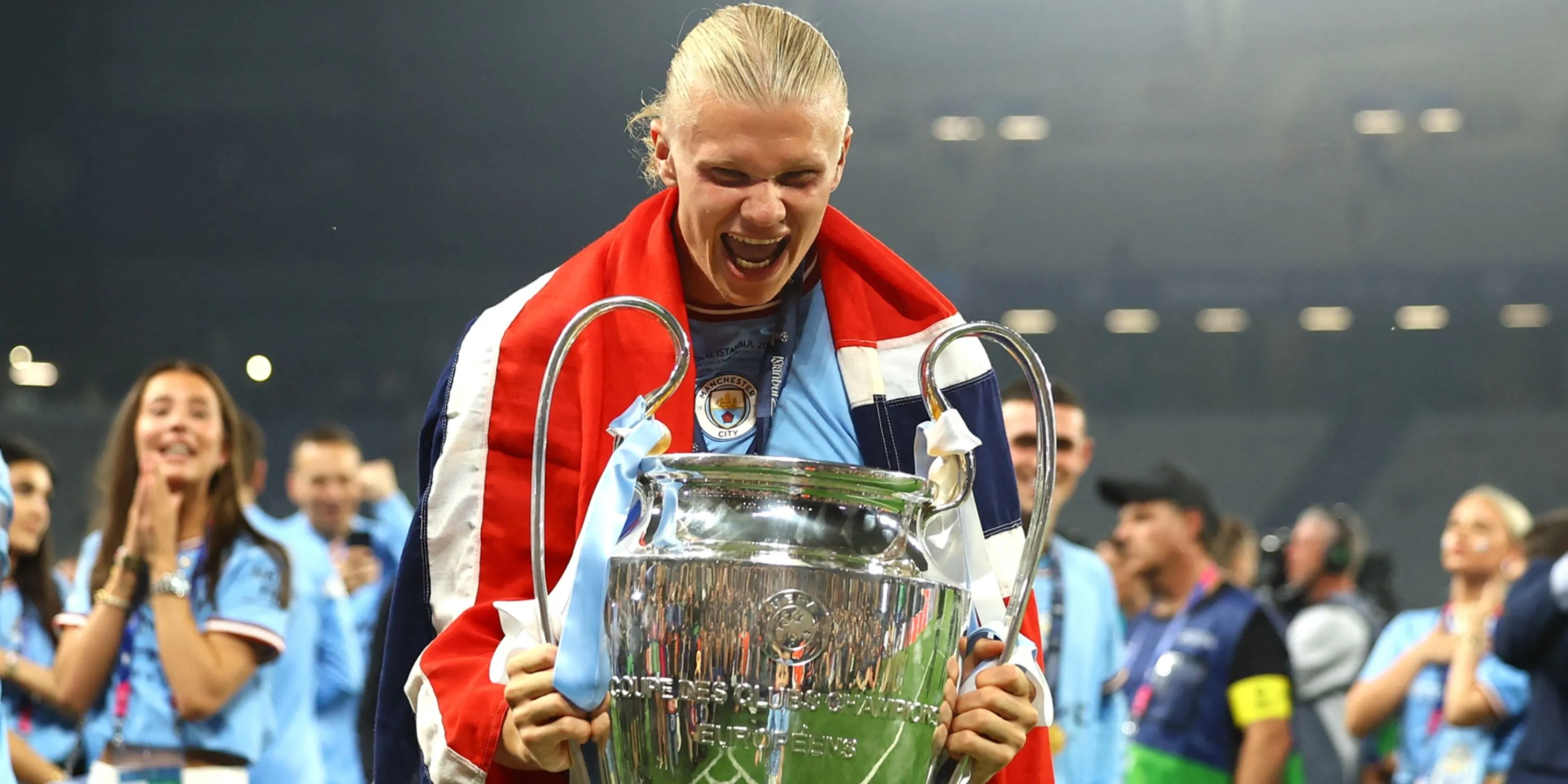 Tiền đạo Erling Haaland ăn mừng chức vô địch Champions League cùng Manchester City mùa giải 2022-2023