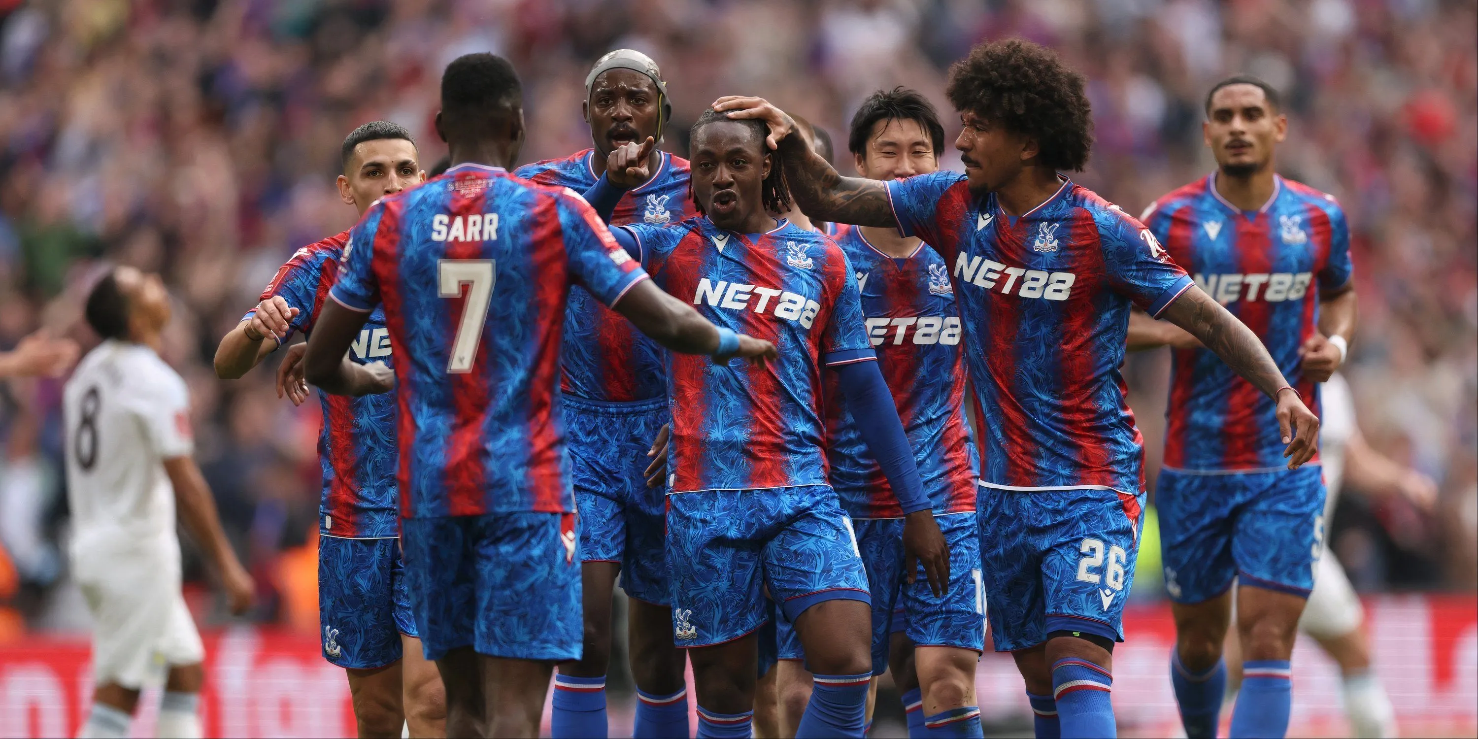 Tiền vệ Eberechi Eze trong màu áo Crystal Palace