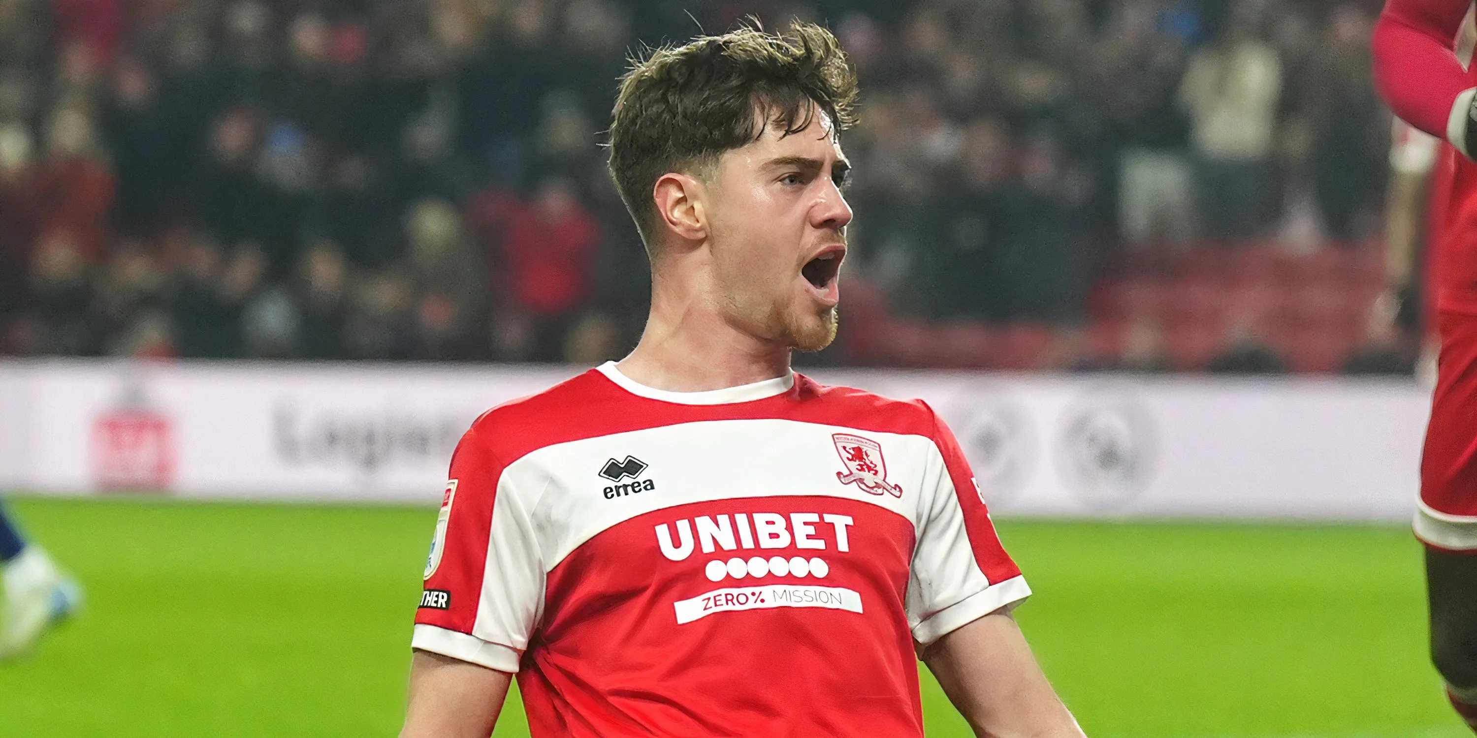 Hayden Hackney ăn mừng bàn thắng, cho thấy tiềm năng lớn trong bối cảnh West Ham tìm kiếm tiền vệ mới
