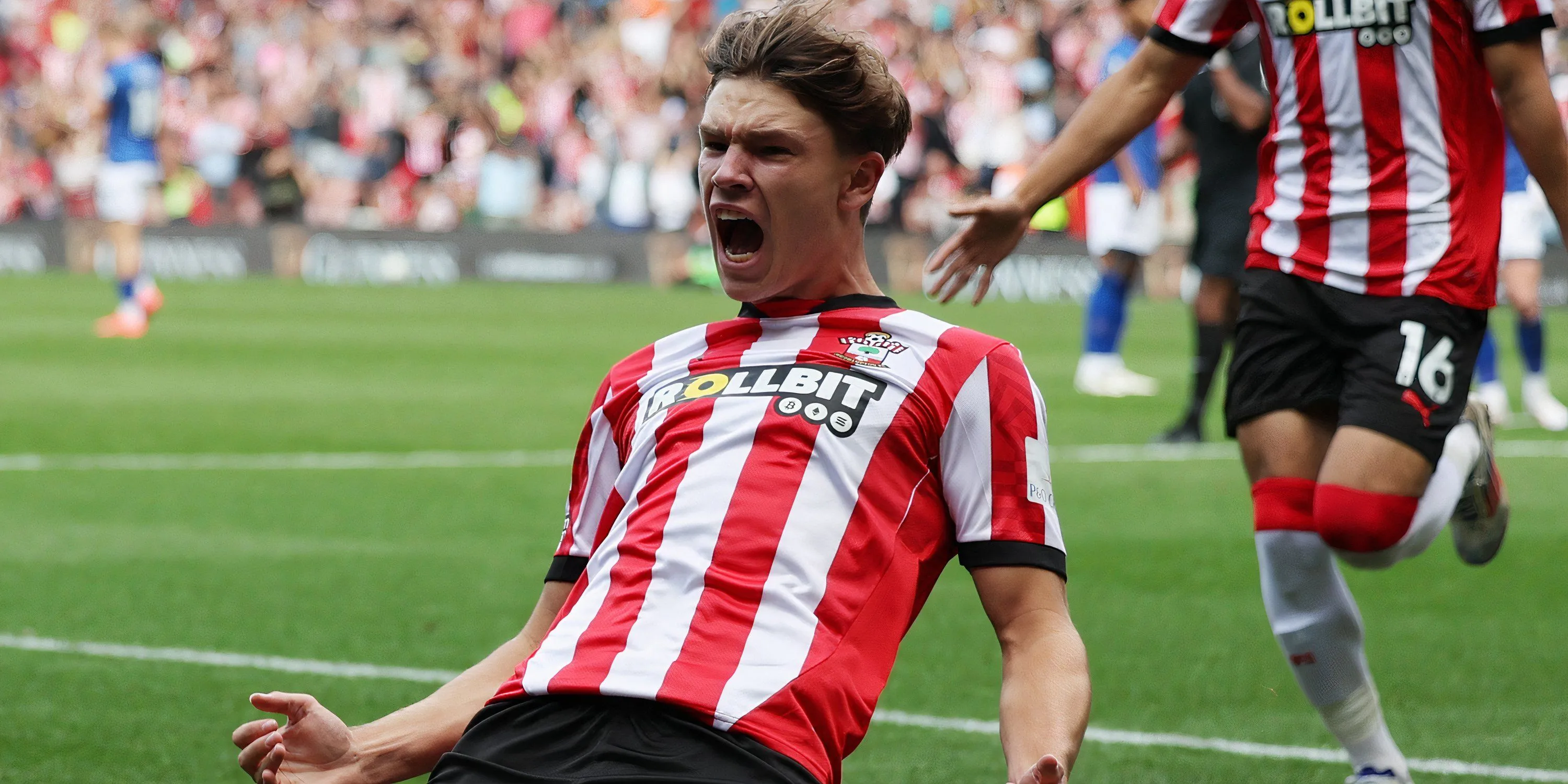 Tyler Dibling, tài năng trẻ Southampton thu hút sự chú ý của Crystal Palace