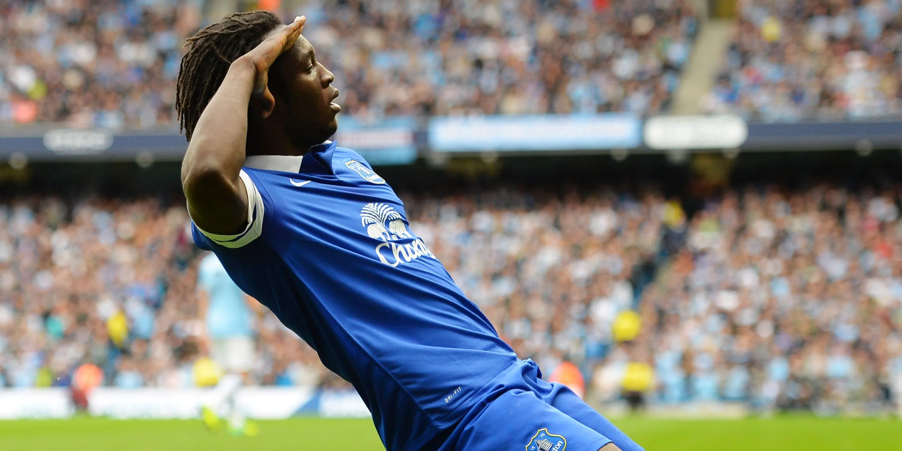 Tiền đạo Romelu Lukaku trong màu áo câu lạc bộ, biểu tượng một thời của Everton