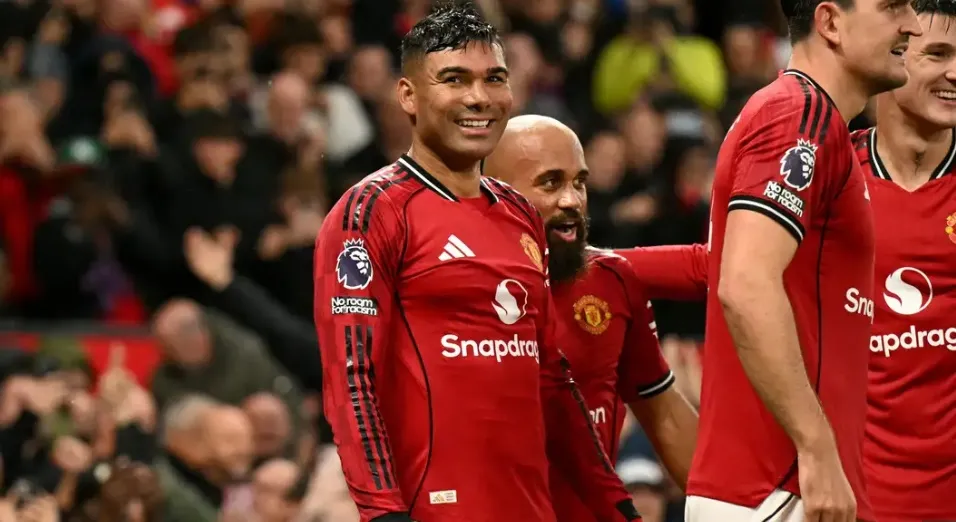Casemiro bị chỉ trích nặng nề trong giai đoạn sa sút tại Man Utd