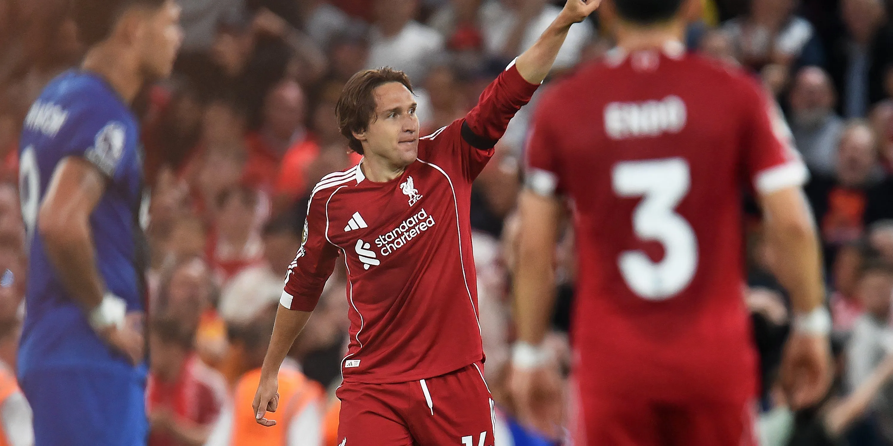 Federico Chiesa ăn mừng bàn thắng cho Liverpool, dấu hiệu phục hồi phong độ tấn công