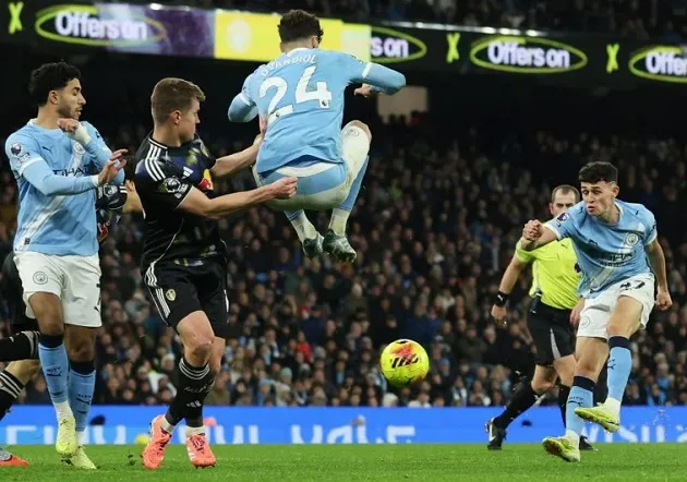 Foden ấn định 3 điểm trọn vẹn cho Man City