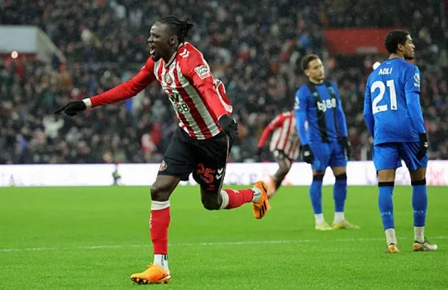 Sunderland có màn ngược dòng ấn tượng trước Bournemouth